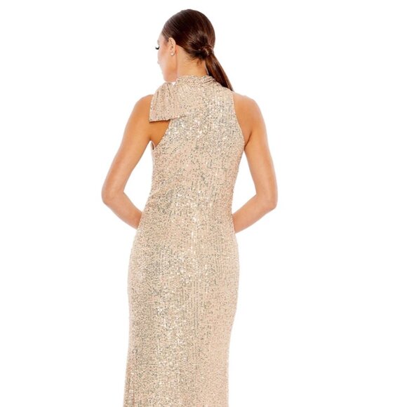 Mac Duggal NWT Sequined Halter Neck Gown Size 6 - Picture 4 of 4